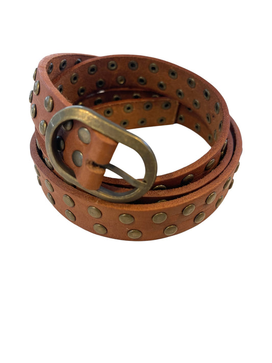 Cinturón Piel Tachuelas