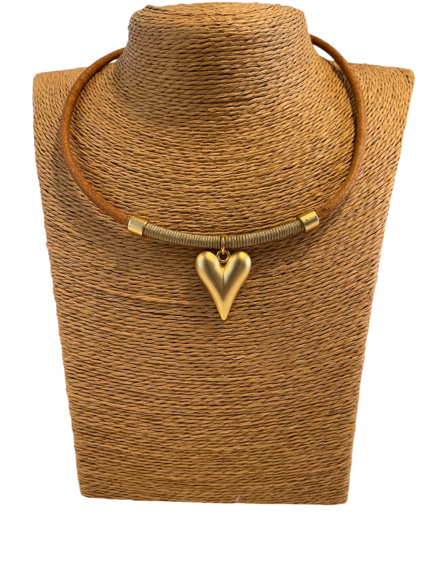 Collar Cuero Corazón