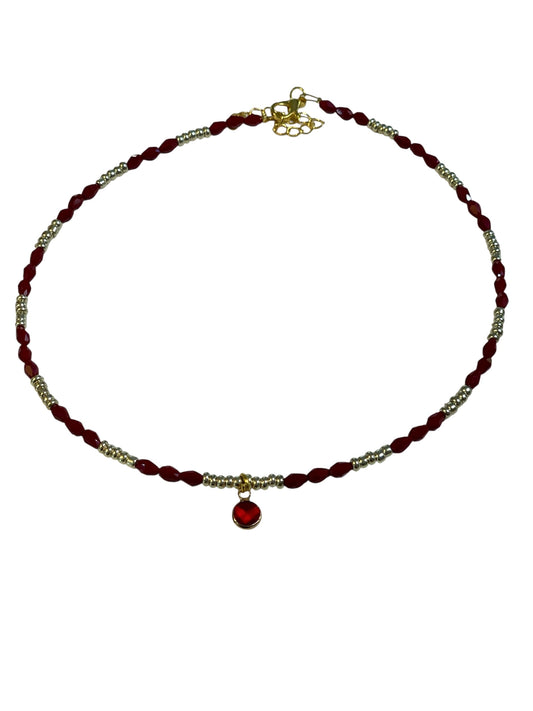 Collar Bolitas Burdeos