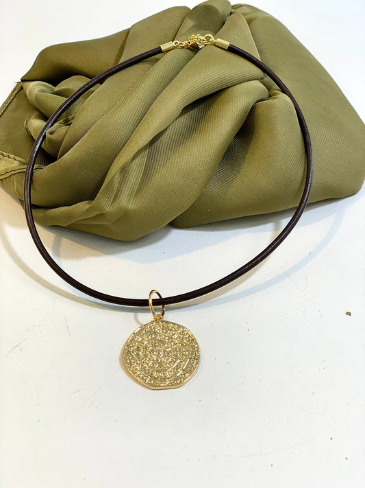 Collar Iris